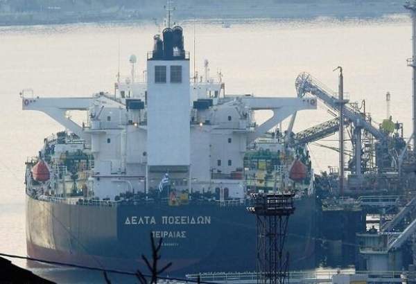 ایران نے یونان کی دو کشتیوں کو قبضہ میں لے لیا ہے