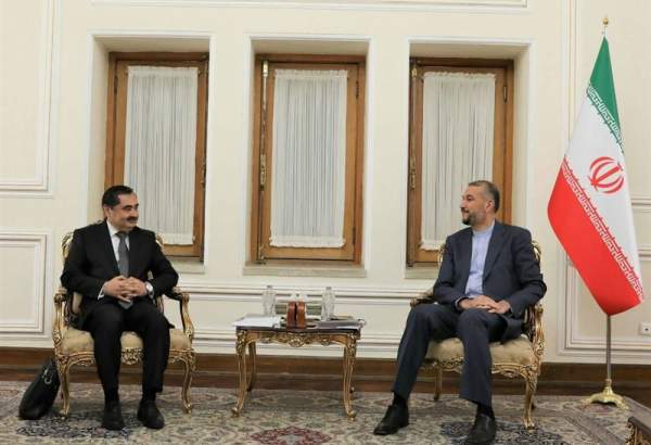 معاون وزیر خارجه تاجیکستان با امیرعبداللهیان دیدار و گفتگو کرد