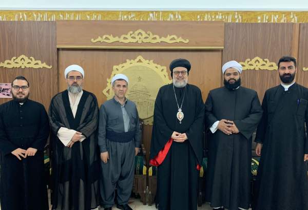 Iranian Sunni scholars visit Lebanon for interfaith meeting