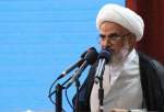 حفظ انقلاب اسلامی در گرو زنده نگه داشتن باید مکتب امام خمینی(ره) است