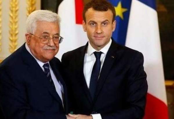 محمود عباس و رئیس جمهور فرانسه تلفنی گفتگو کردند
