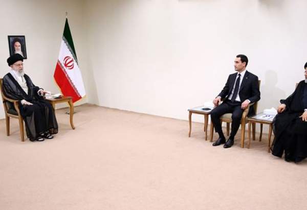 Leader meets with Turkmenistan President in Tehran (photo)  