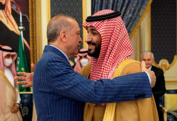 The Saudi crown prince (right) held a one-on-one meeting with the Turkish president (left) in Jeddah in April (AFP)