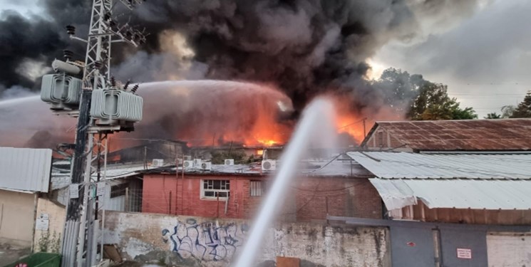 حريق كبير في منشأة لوجستية بحيفا المحتلة تحوي مواد خطرة