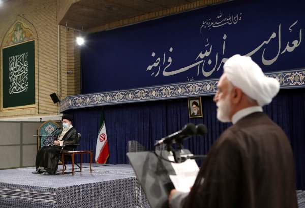 ایرانی قوم کے جہاد اورمزاحمت میں کھڑے ہونے سے دشمن کو مایوس ہوئی