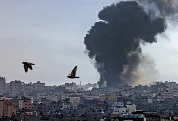 Israeli warplanes attack targets in the besieged Gaza Strip causing damage