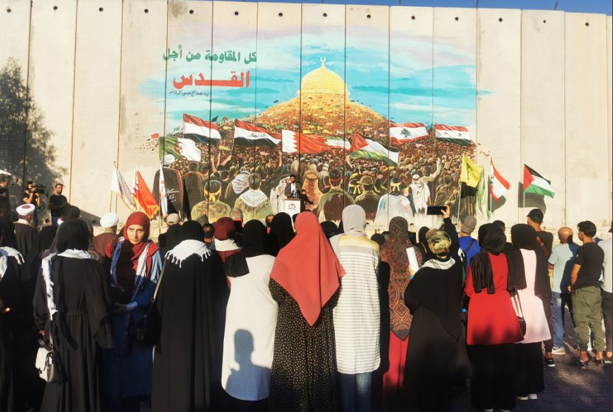 دیوار نگاره «بحرین .... به سوی فلسطین» رونمایی شد