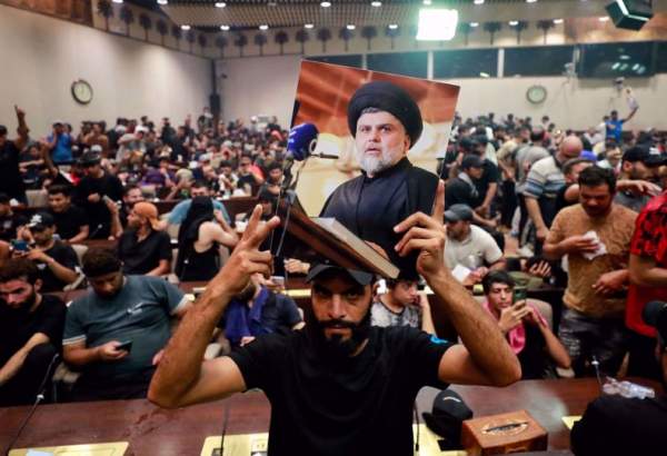 Iraqi cleric Sadr calls supporters for continuation of sit-in at Parliament