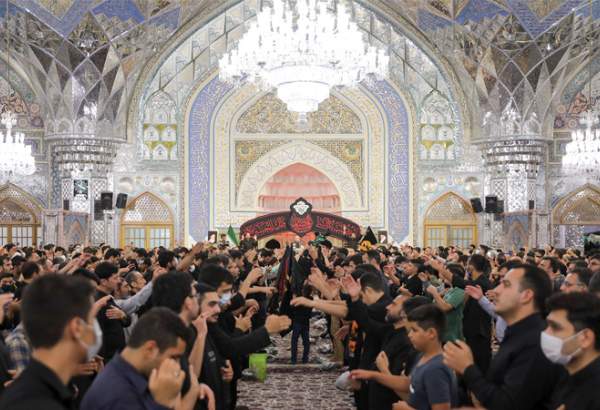 حرم امام رضا(ع) میں نو اور دس محرم الحرام کی مناسبت سےعزادار  کے خصوصی پروگرامز کا انعقاد