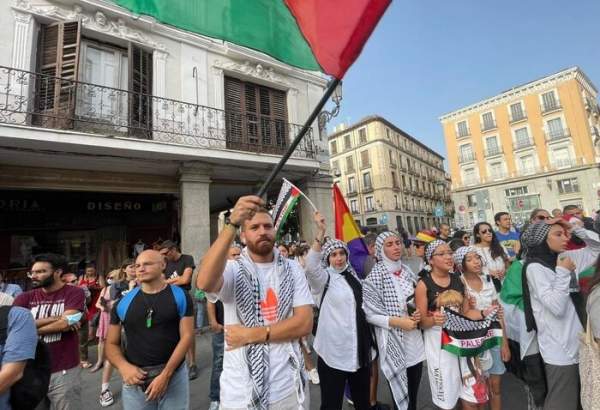 سینکڑوں برطانوی شہریوں کی غزہ میں ناجائز صہیونی ریاست کے خلاف احتجاجی ریلی