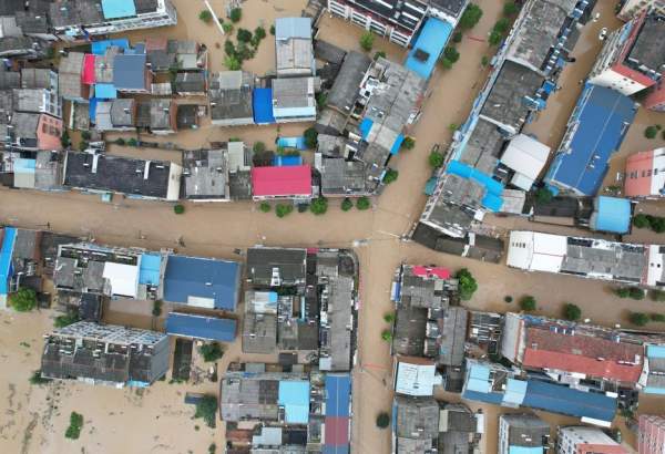 مغربی چین میں سیلاب سے 16 افراد ہلاک ہو گئے
