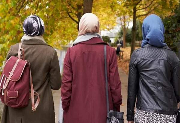 رفتار نژادپرستانه در بریتانیا، تابعیت مسلمانان را سلب می‌کند