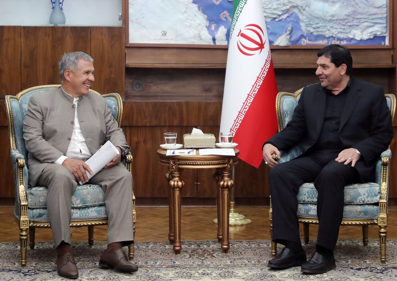 النائب الاول للرئيس الايراني يؤكد ضرورة انشاء مراكز تجارية مشتركة بين إيران وتتارستان
