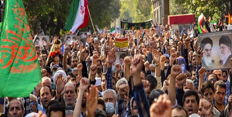 مسيرات حاشدة عقب صلاة الجمعة في شتى ارجاء ايران تنديدا بأعمال الشغب