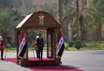 نخست وزیر جدید عراق رسماً کار خود را آغاز کرد
