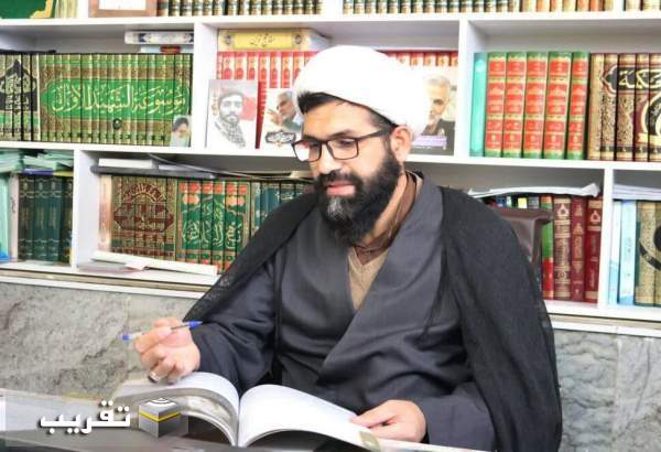 Iranian seminary professor, Hujjat-ul-Islam Hekmat Hakimifar (photo)