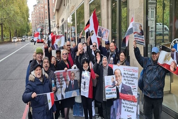 اعتراض مصری‌ها به دخالت انگلیس در امور داخلی کشورشان