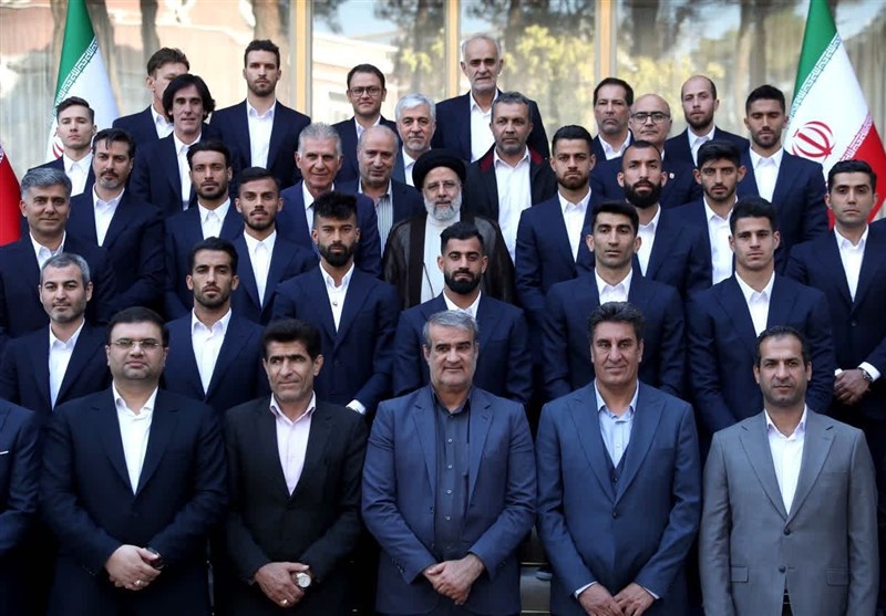 الرئيس الايراني يستقبل اعضاء المنتخب الإيراني لكرة القدم