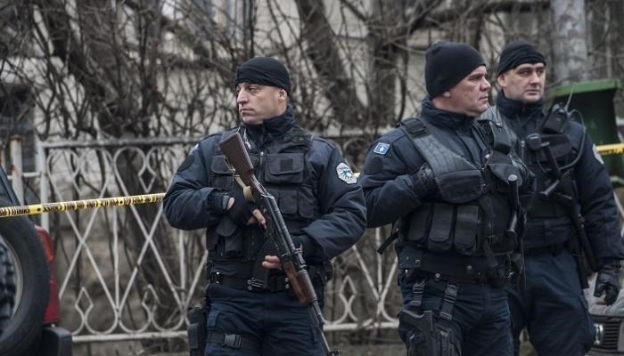 عناصر من قوات الأمن في كوسوفو