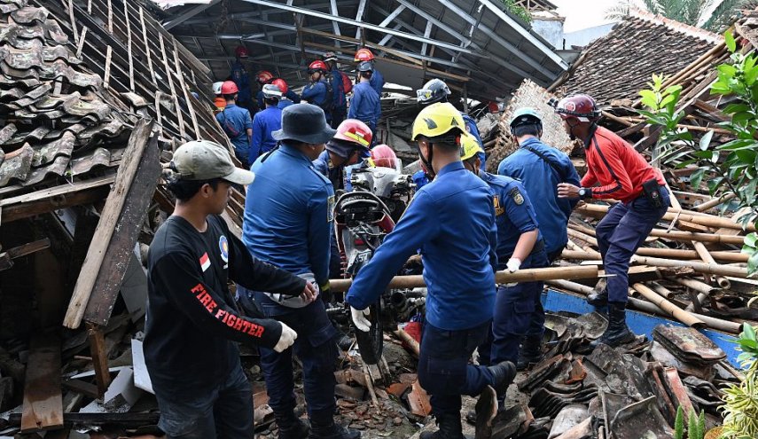 ارتفاع حصيلة ضحايا زلزال إندونيسيا إلى اكثر من  310 قتلى