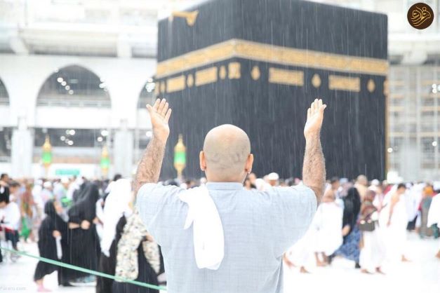 Mecca heavy rain (video)  