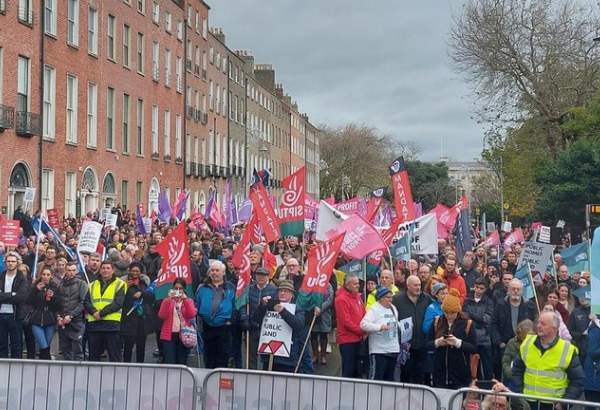 Thousands rally over Irish housing crisis