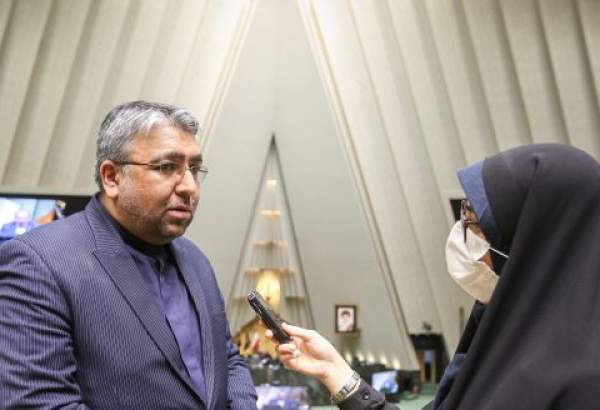 مسؤول برلماني : الغرب یستغل حقوق الإنسان كأداة للتدخل في شؤون إيران