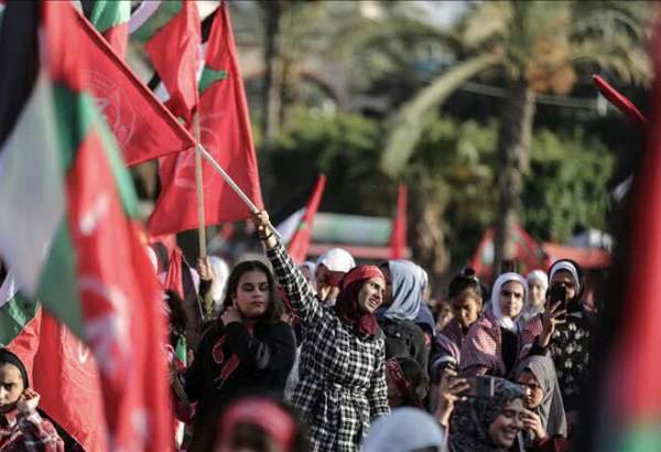 درخواست هزاران فلسطینی برای رفع محاصره از غزه