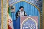 أية الله خاتمي :  يجب على الصين والدول الأخرى أن تعلم بان إيران لا تجامل أحدا علی وحدة أراضيها