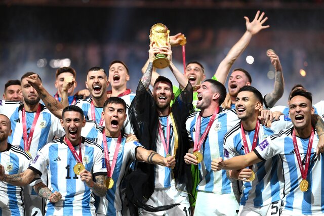 کنعانی قهرمانی تیم ملی فوتبال ‎آرژانتین  را تبریک گفت