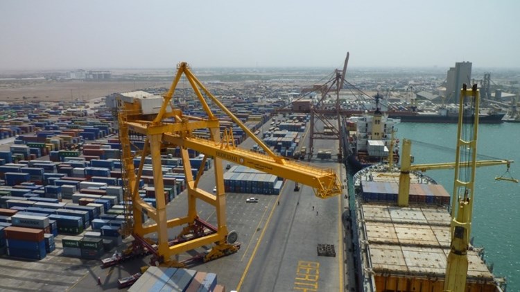التجارة اليمنية : أكثر من 64 مليار دولار خسائر التجارة الخارجية في البلاد