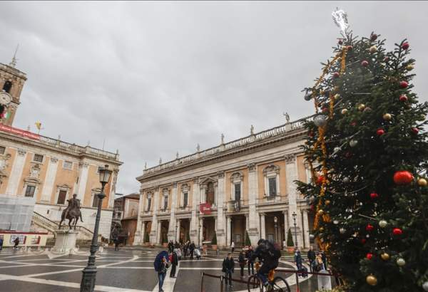 8 out of 10 Italians spend Christmas with family to save money: Report