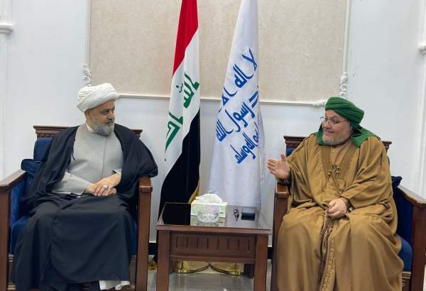 Huj. Shahriari discusses Muslim world issues with prominent Iraqi cleric