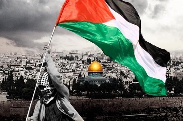 العلم الفلسطيني سيبقى خفاقاً رغم تصعيد بن غفير المجرم