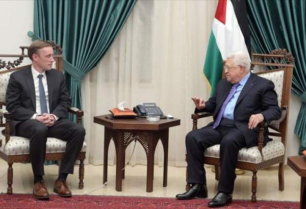 دیدار و گفت‌وگوی محمود عباس با مقام آمریکایی درباره فلسطین