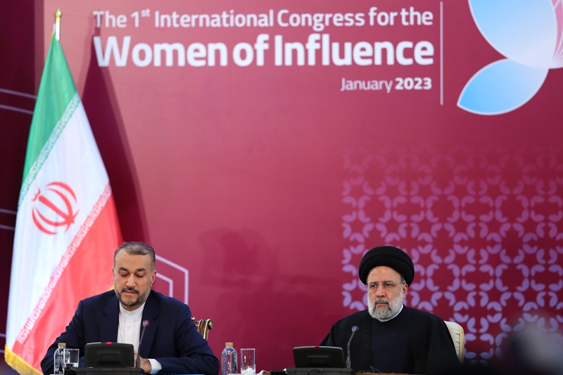 وزير الخارجية : إيران قلقة إزاء اوضاع النساء في فلسطين واليمن وأفغانستان