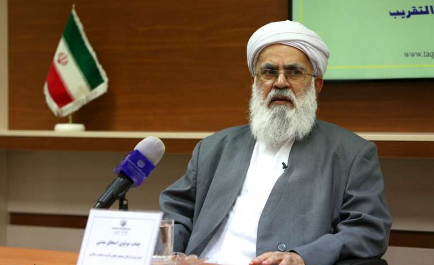 انقلاب اسلامی ایران با تکیه بر ستون وحدت، توطئه های دشمنان اسلام را به شکست کشاند