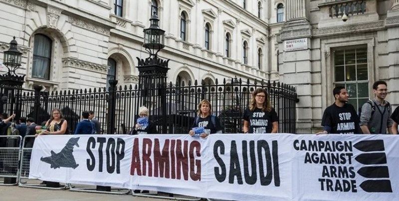 وقفة احتجاجية لناشطون في لندن تطالب بوقف بيع الأسلحة إلى الحكومة السعودية