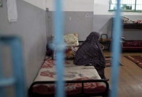 رهبر شاخه زنان حماس حملات رژیم صهیونیستی به زندان زنان را محکوم کرد