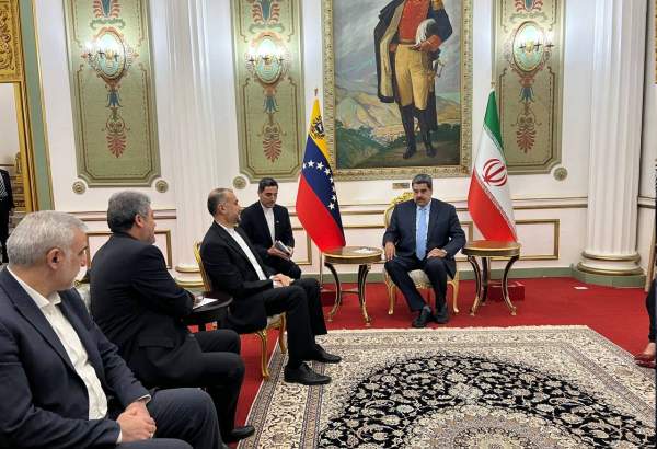President of Venezuela praises ties with Iran