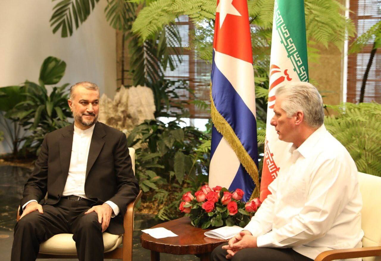 امير عبداللهيان يجري محادثات مع رئيس جمهورية كوبا في هافانا