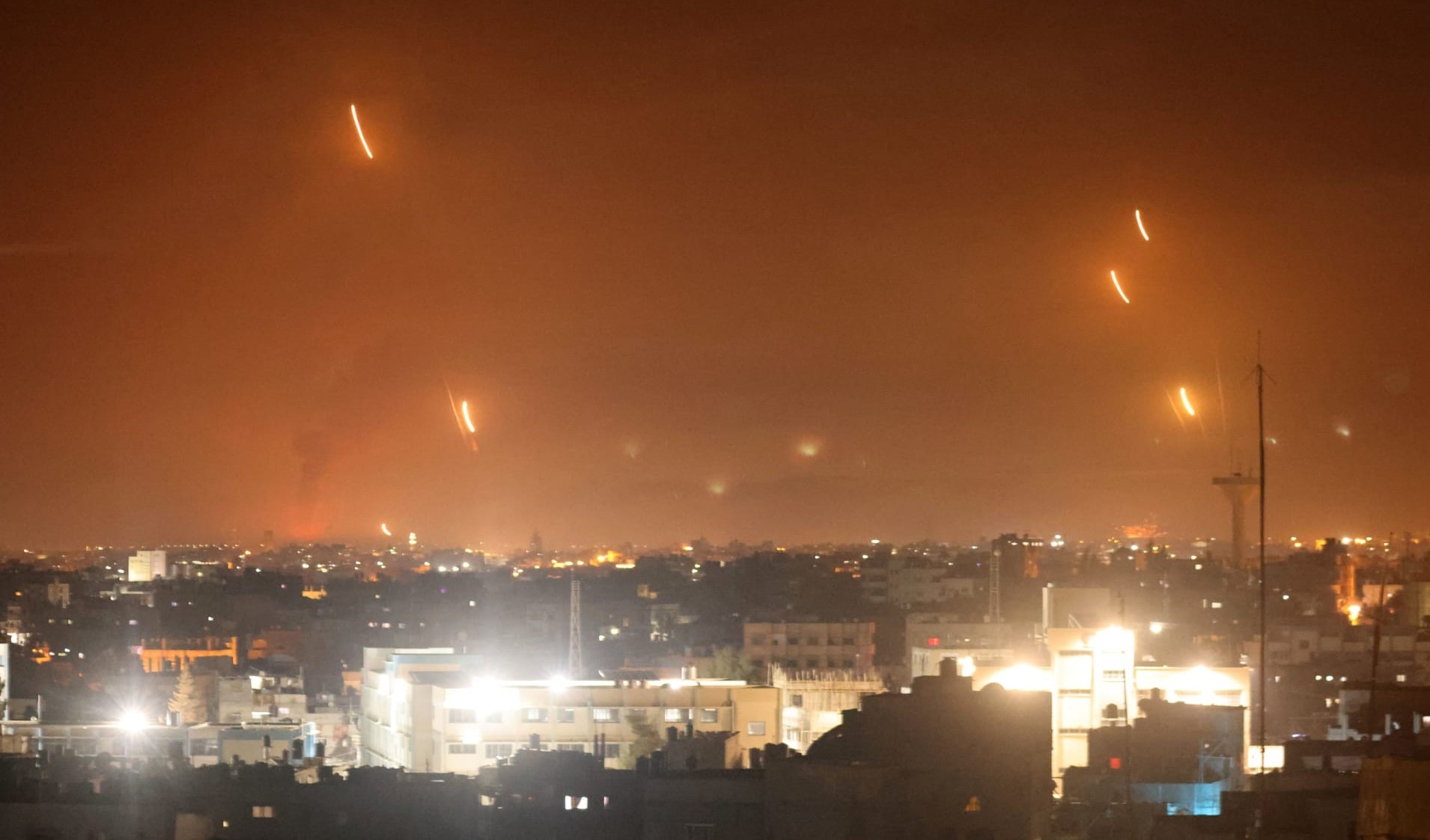 اعلام العدو : تفعيل صفارات الإنذار في منطقة غلاف غزة بسبب إطلاق نيران رشاشة من جانب القطاع