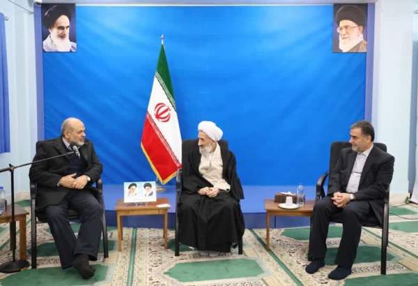 وزير الداخلية : الشعب الايراني يزداد تمسكا بقيمه الاسلامية يوما بعد يوم