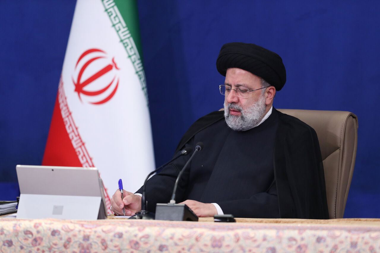 رئيسي يعلن استعداد ايران لتقديم المساعدات لمنكوبي الزلزال في سوريا وتركيا