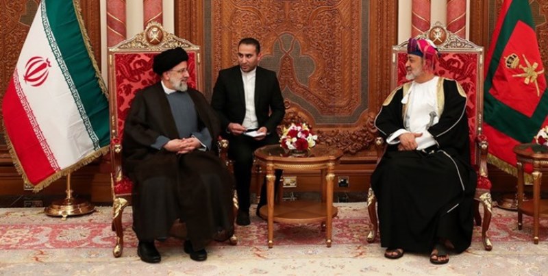 سلطان عمان يهنيء الرئيس الايراني بالذكرى السنوية الـ 44 لانتصار الثورة الإسلامية