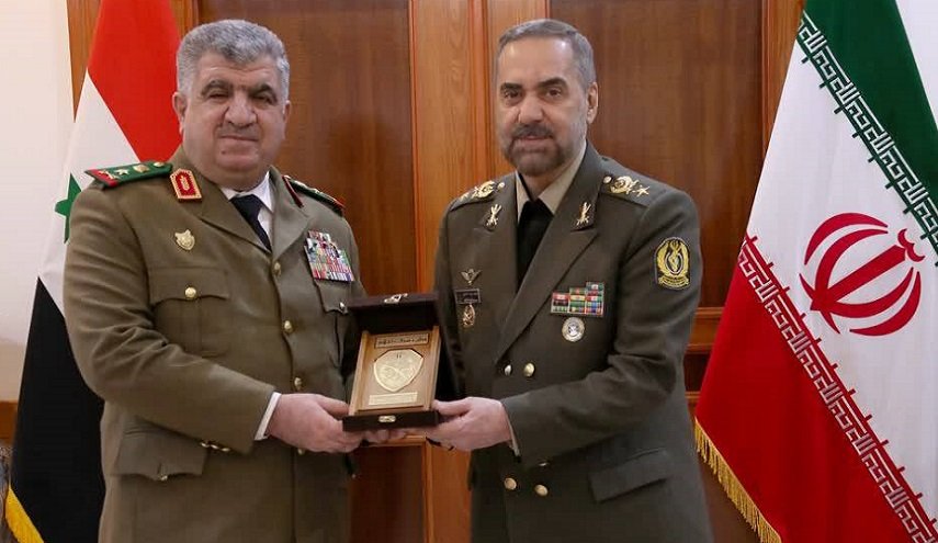وزير الدفاع : لتعزيز التعاون العسكري والدفاعي بين إيران وسوريا