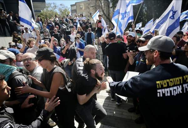 Israeli police arrest 13 protesters amid rallies against judicial overhaul