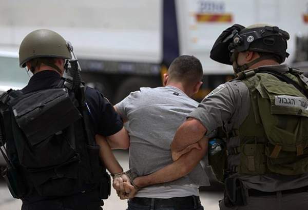 Israeli forces detain four Palestinians in overnight raid