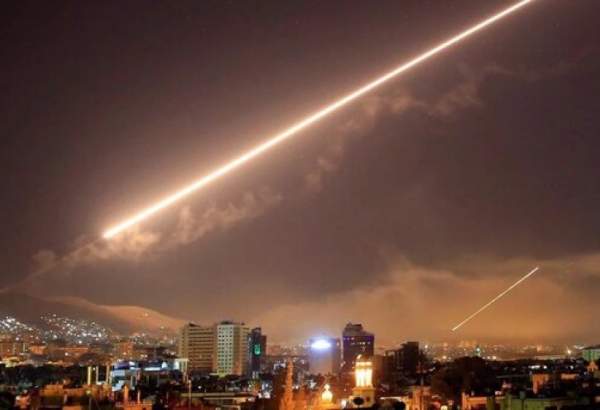 مقابله پدافند هوایی سوریه با حملات رژیم صهیونیستی به دمشق