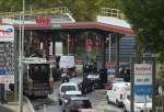 French court suspends requisition of striking oil refinery workers